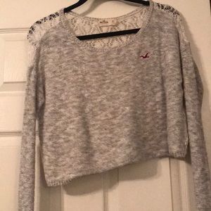 Cropped long sleeve shirt